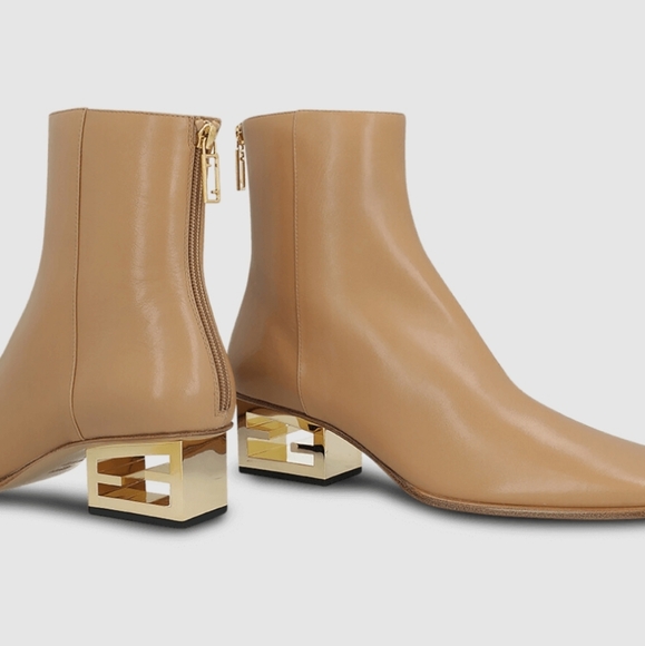 NEW$1,450 Fendi Capretto Baguette Gold Logo Heel Leather Bootie Boots Sz 38 (8) - Picture 4 of 16